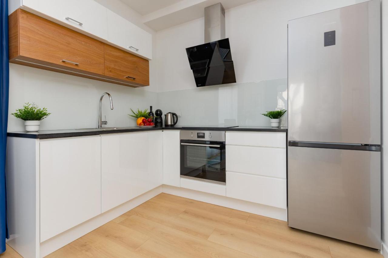 Warszawa Srodmiescie Bonifraterska Apartments By Noclegi Renters ภายนอก รูปภาพ