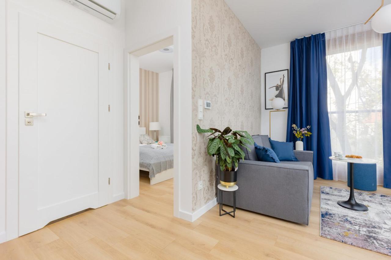 Warszawa Srodmiescie Bonifraterska Apartments By Noclegi Renters ภายนอก รูปภาพ